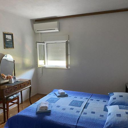 Apartmani Udovicic Trogir Eksteriør billede