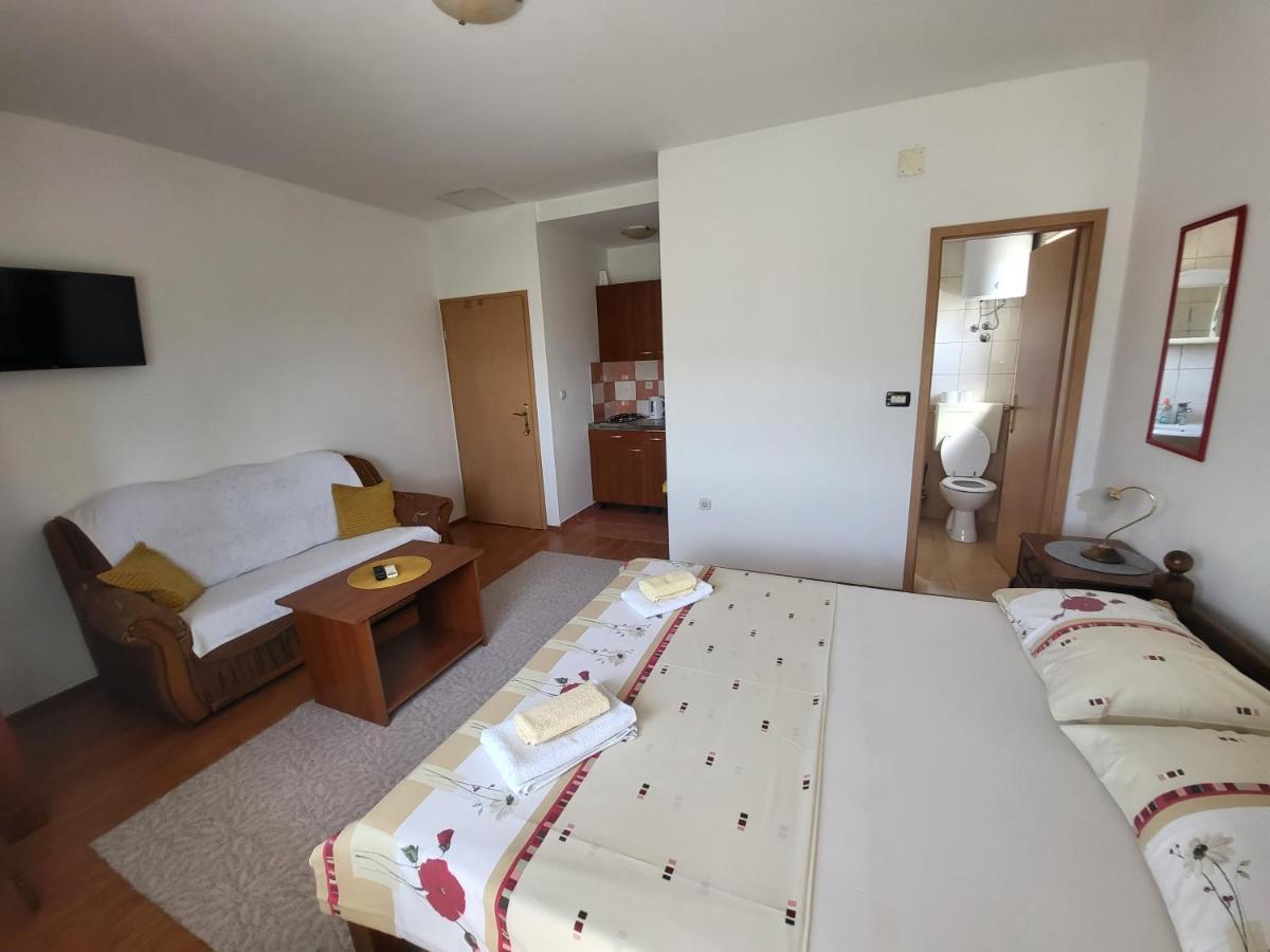 Apartmani Udovicic Trogir Eksteriør billede