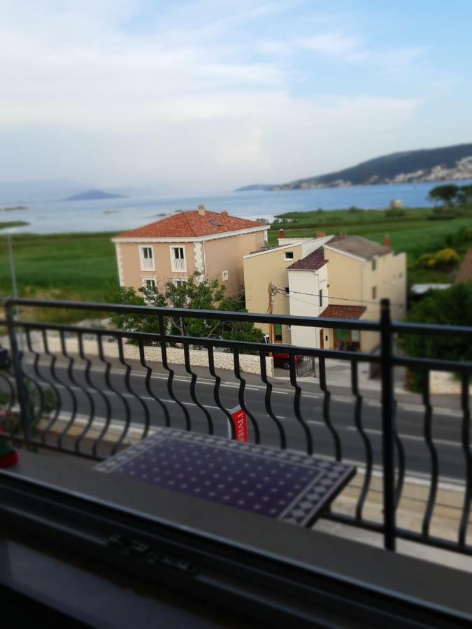Apartmani Udovicic Trogir Eksteriør billede